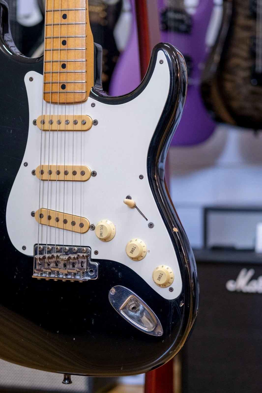 Fernandes LE-1Z Electric Guitar (Black) (Pre-Owned, MIJ)